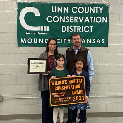 Eric & Tina Carlson - 2021 Wildlife Habitat Award Recipient