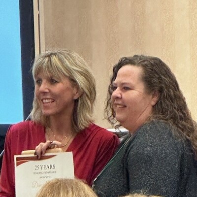 25 years service award, Dana Charles